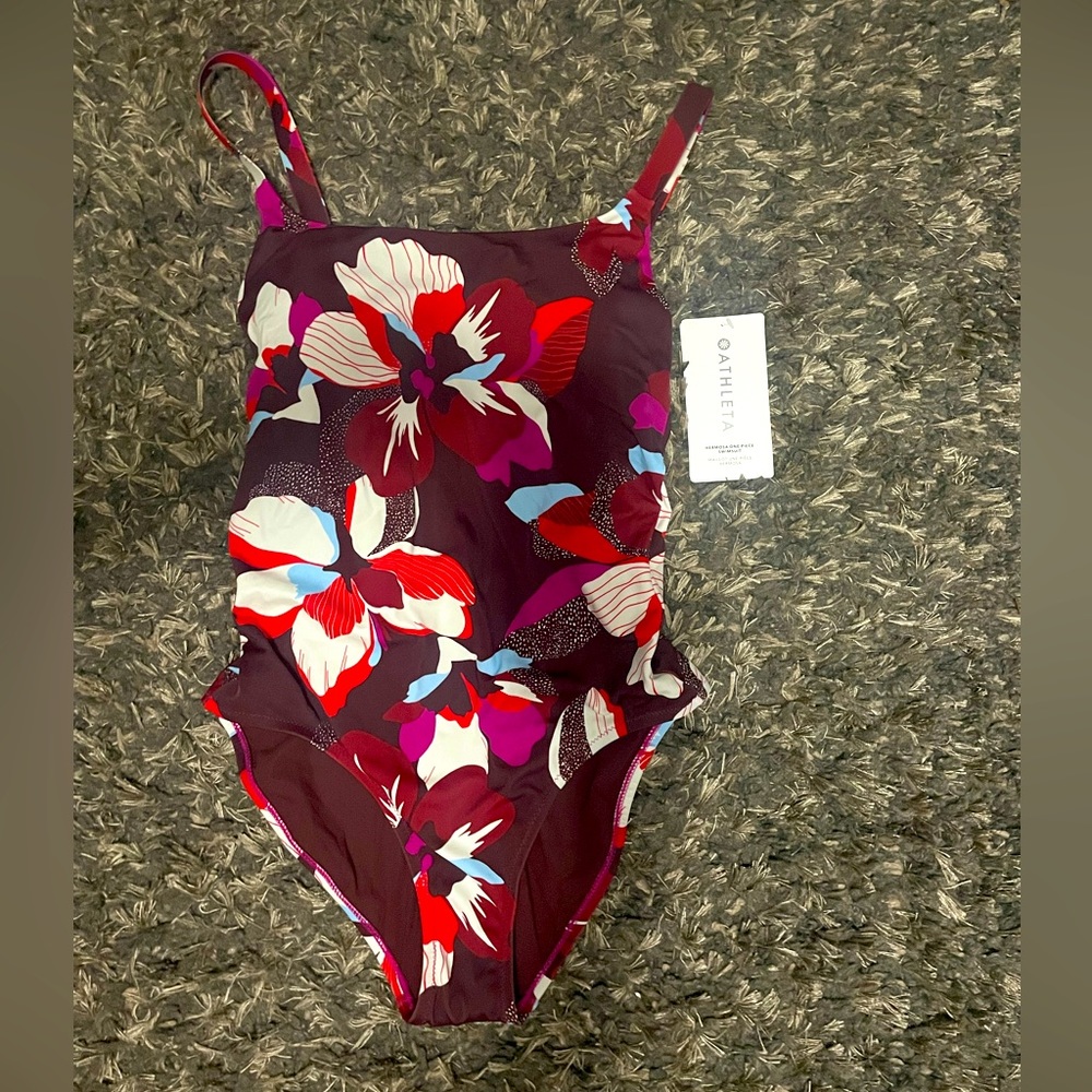 NWT Athleta Hermosa one piece swimsuit size small